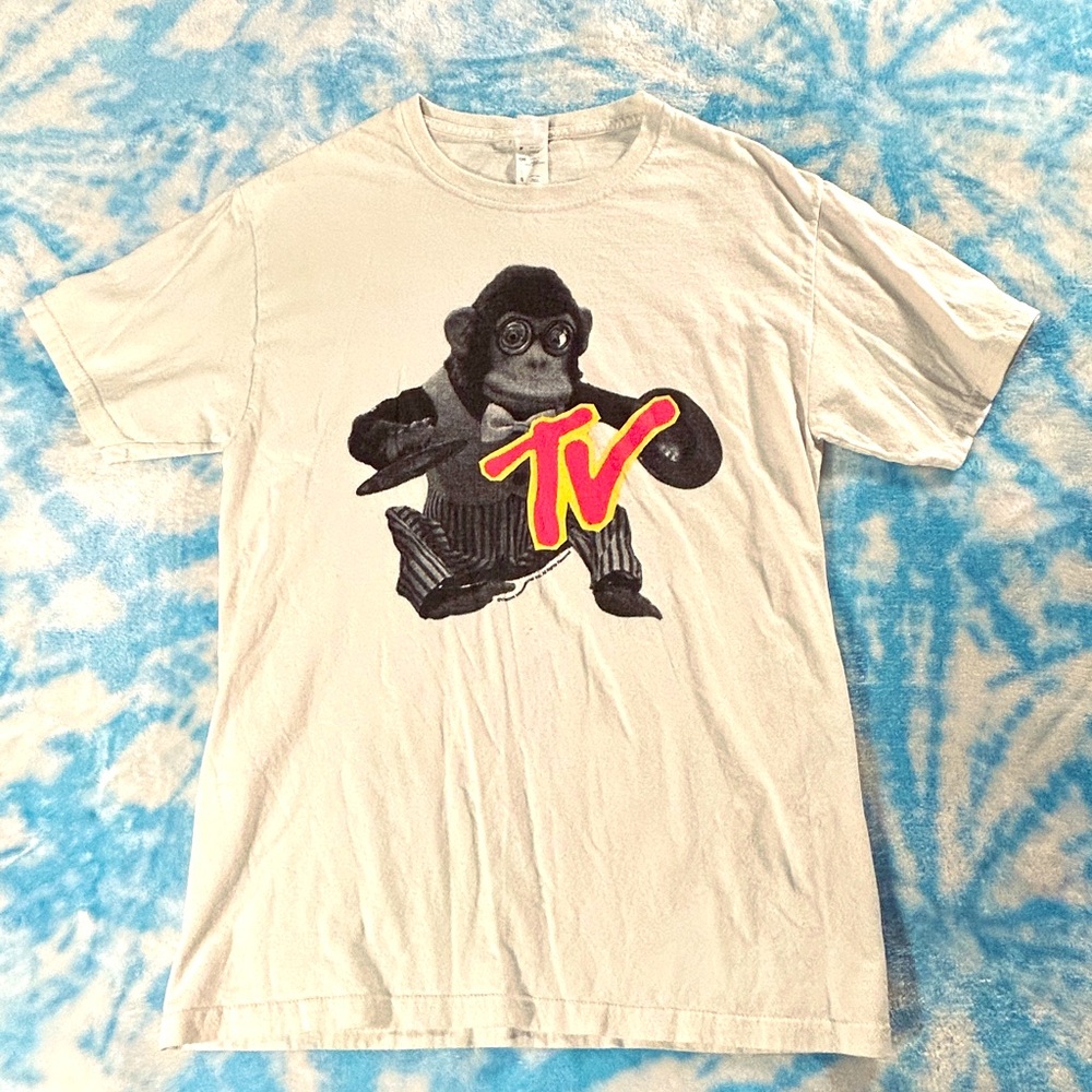 Men’s sz Small White MTV tshirt. Washed but Never worn